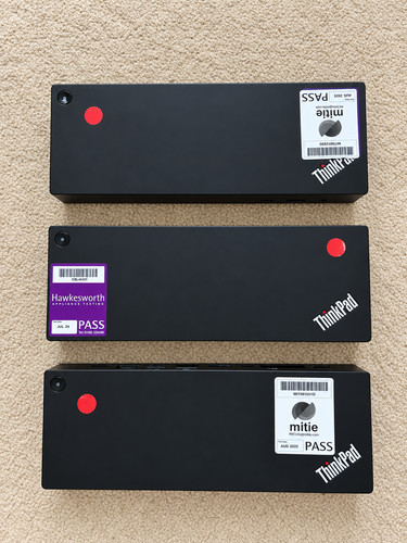 Lenovo thinkpad universal - lenovo,