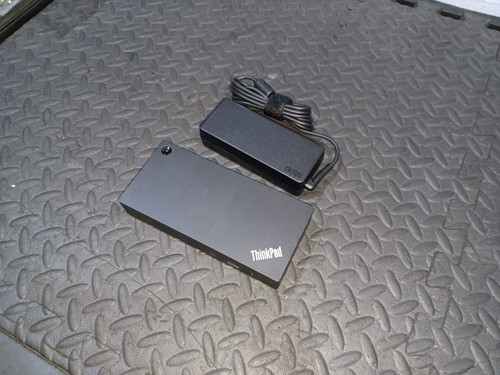 Lenovo thinkpad universal - lenovo,